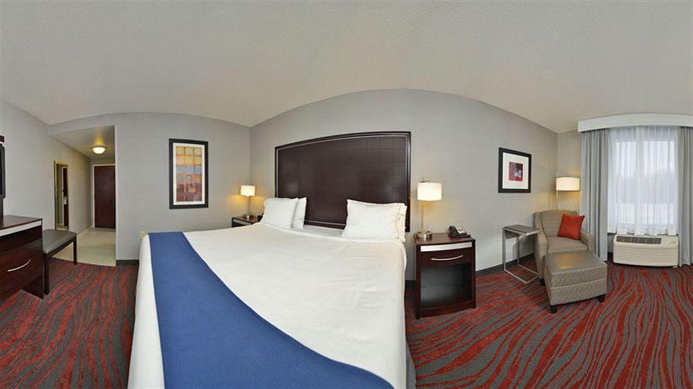 Holiday Inn Express Canandaigua - Finger Lakes Exterior photo