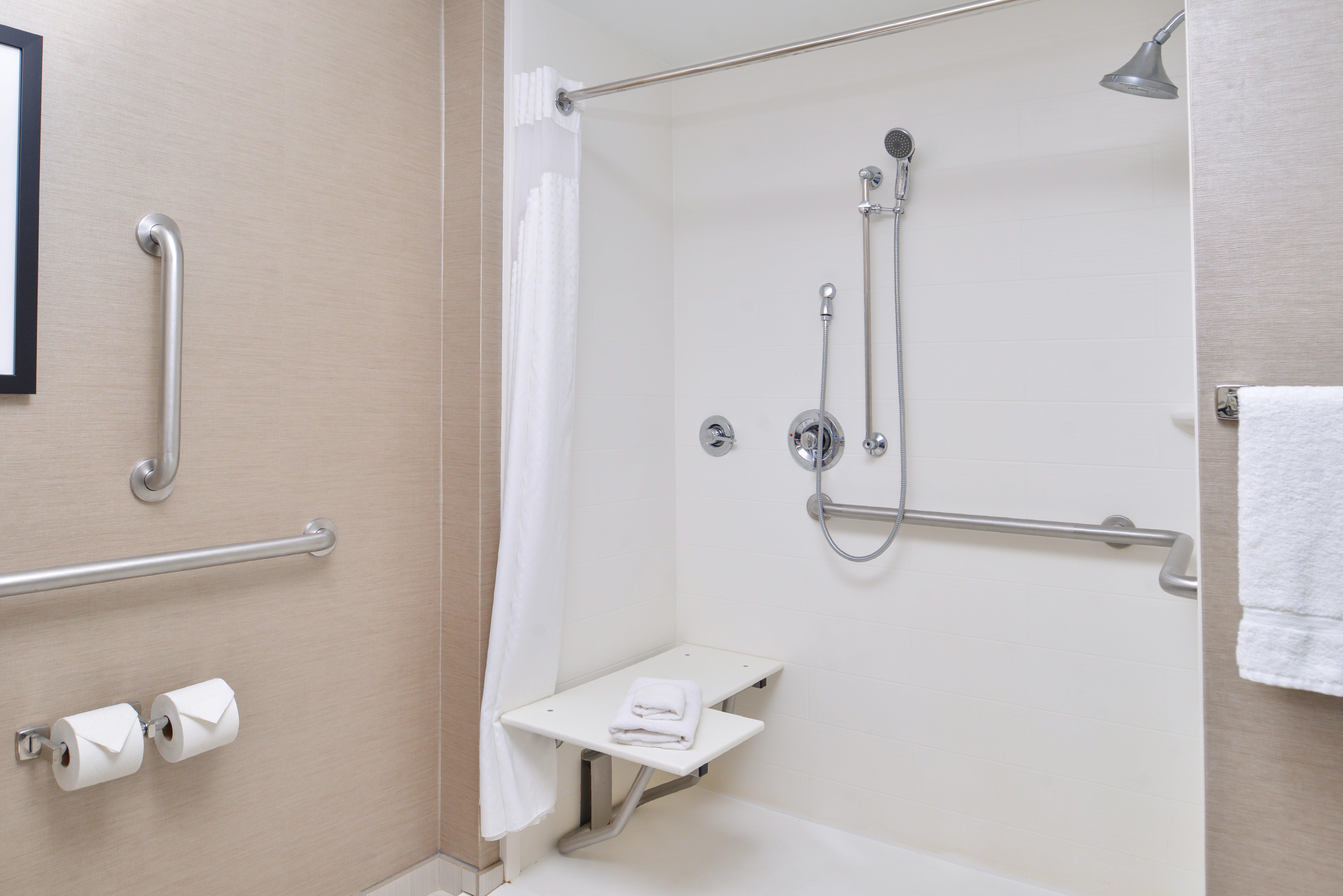 Holiday Inn Express Canandaigua - Finger Lakes Exterior photo