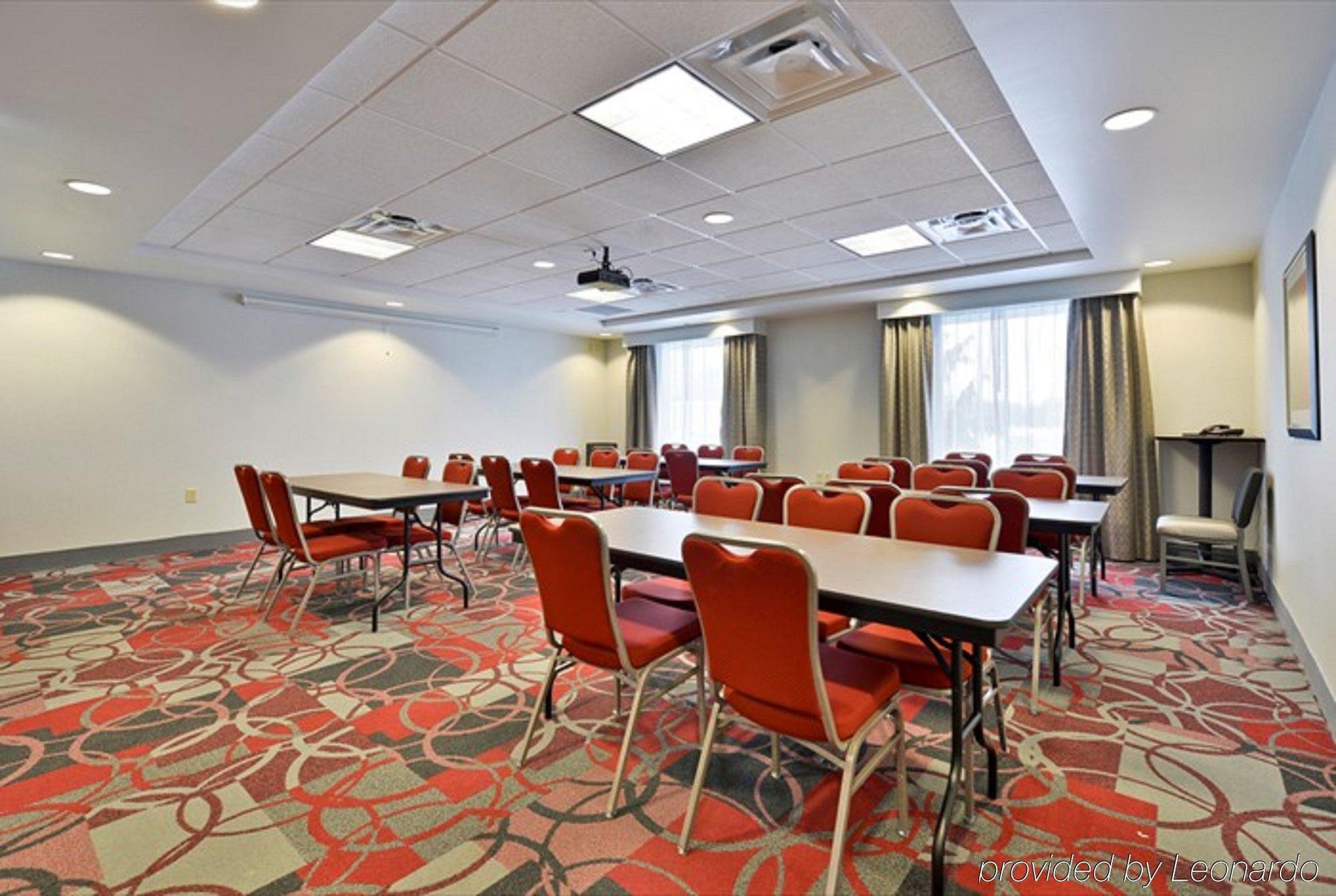 Holiday Inn Express Canandaigua - Finger Lakes Exterior photo