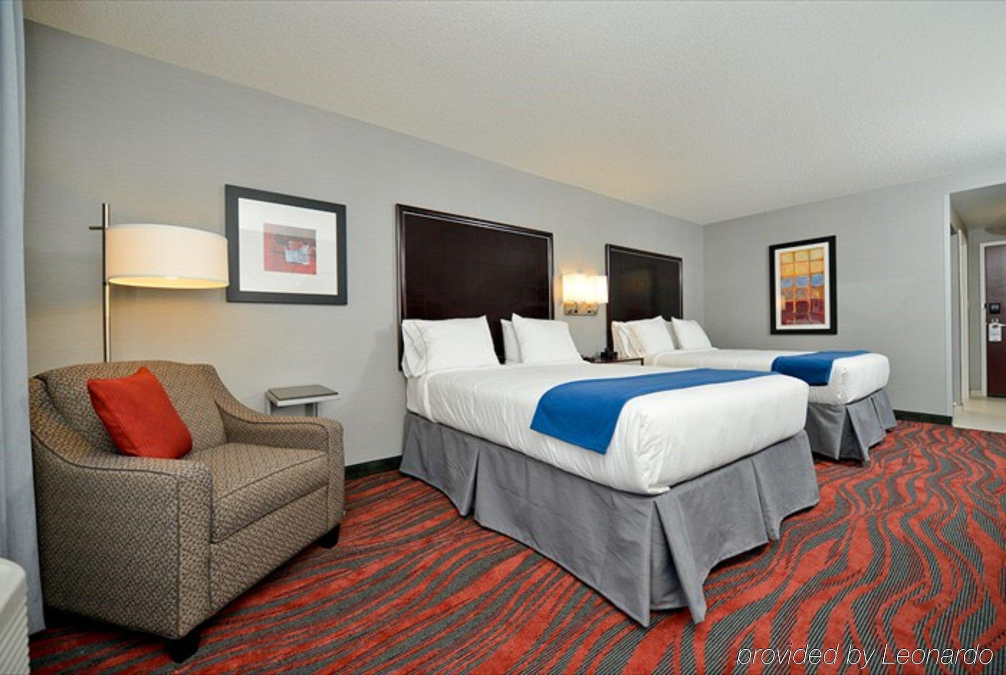 Holiday Inn Express Canandaigua - Finger Lakes Exterior photo
