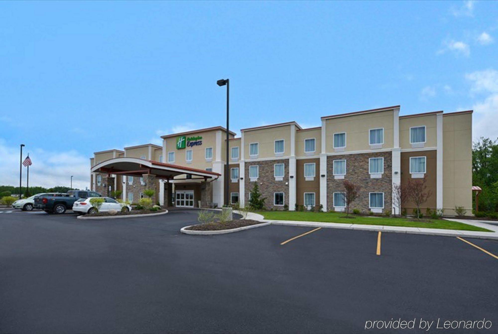 Holiday Inn Express Canandaigua - Finger Lakes Exterior photo